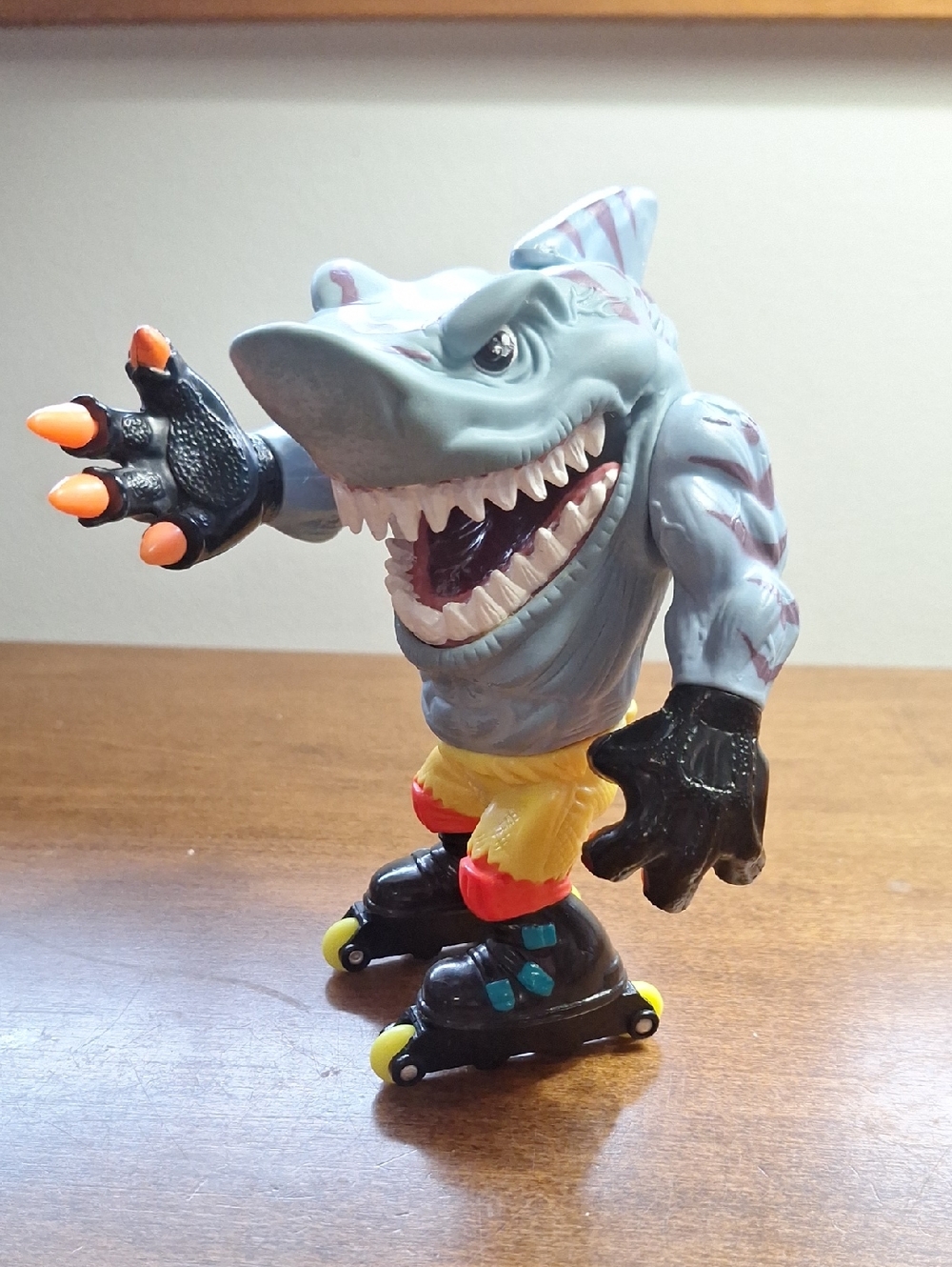Streex From Street Sharks Skate Action Figure Toy - Gray and Yellow 94 Vintage